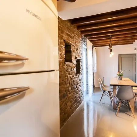 펜션 Triantaros Familly House